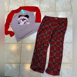 Women’s Disney Christmas pajamas family set